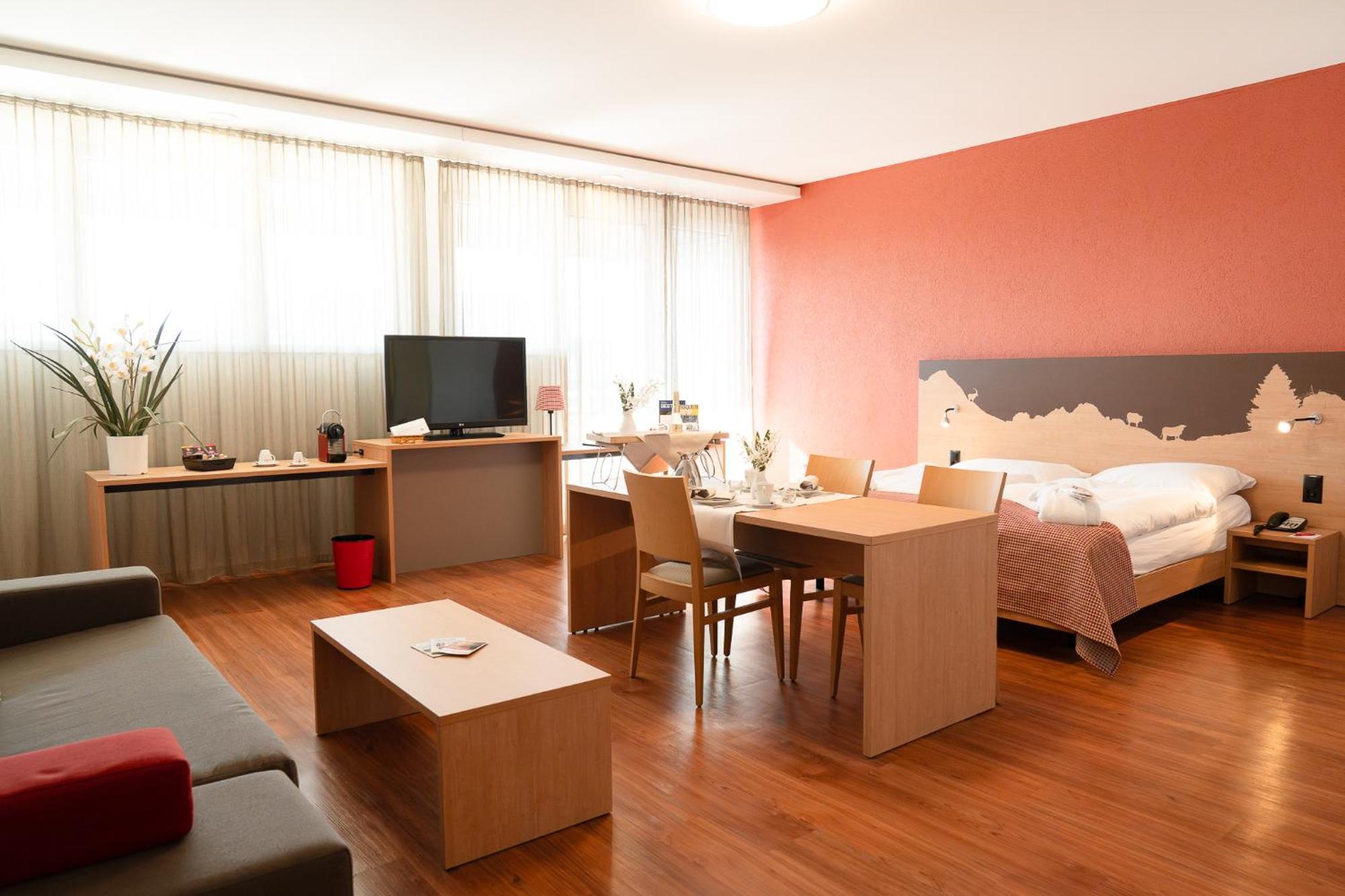 Swissever Hotel Zug Steinhausen Phòng bức ảnh